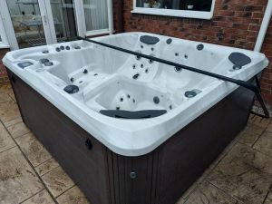 Hot Tub Disposal - The Hot Tub Mover