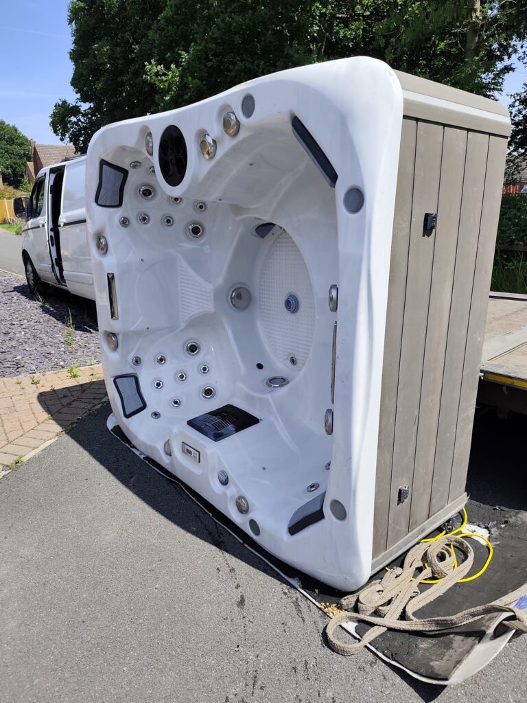 Today, we carried out a Hot Tub Collection in Lincoln. Nice easy sled out but a narrow gate proved an obstacle so the gate and rebates needed to come off to allow us to remove  the tub.